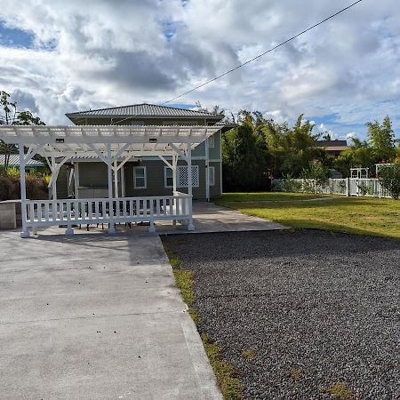 Ocean Breeze Inn Keaau Екстер'єр фото